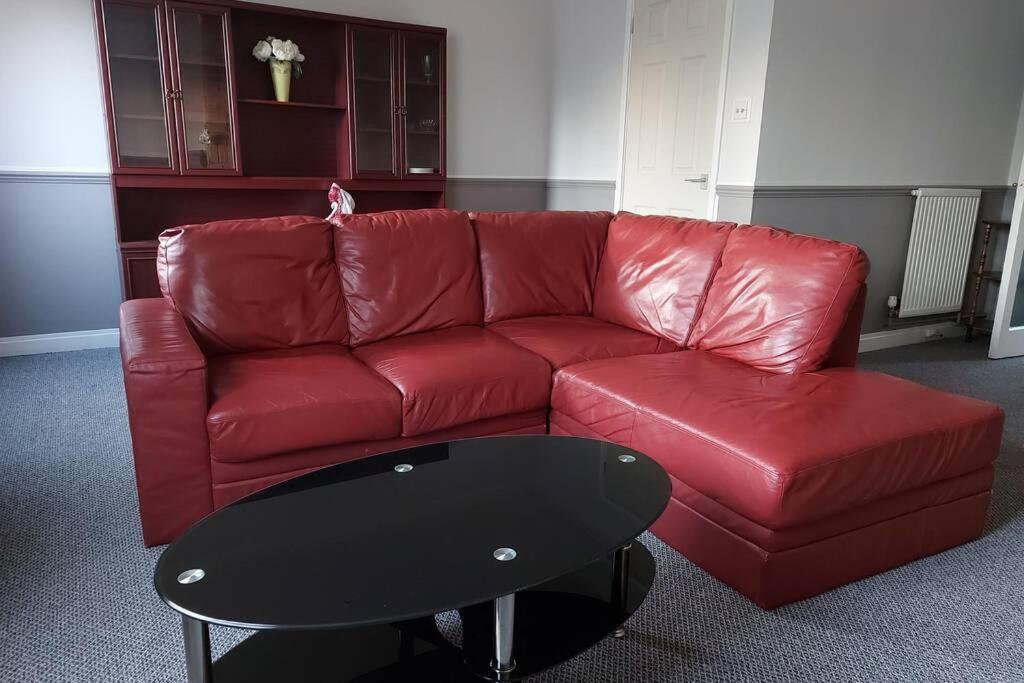 Wonderland Guest House Ковентри Экстерьер фото