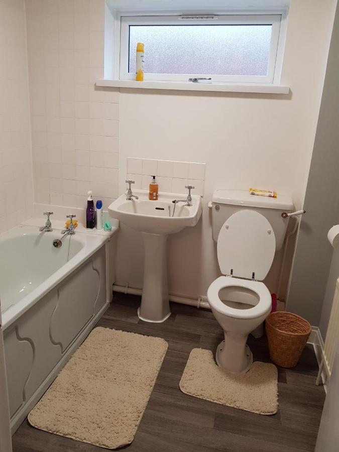 Wonderland Guest House Ковентри Экстерьер фото